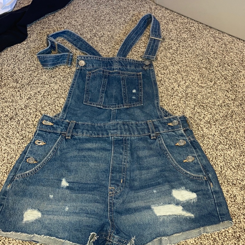 H&M over all’s
